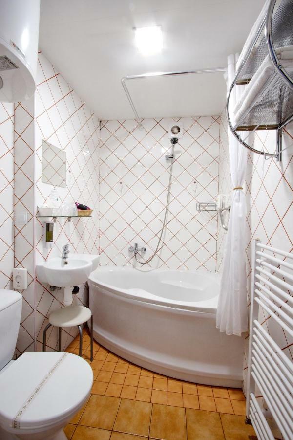 Rodinny Hotel Kaiser Desná Exteriör bild